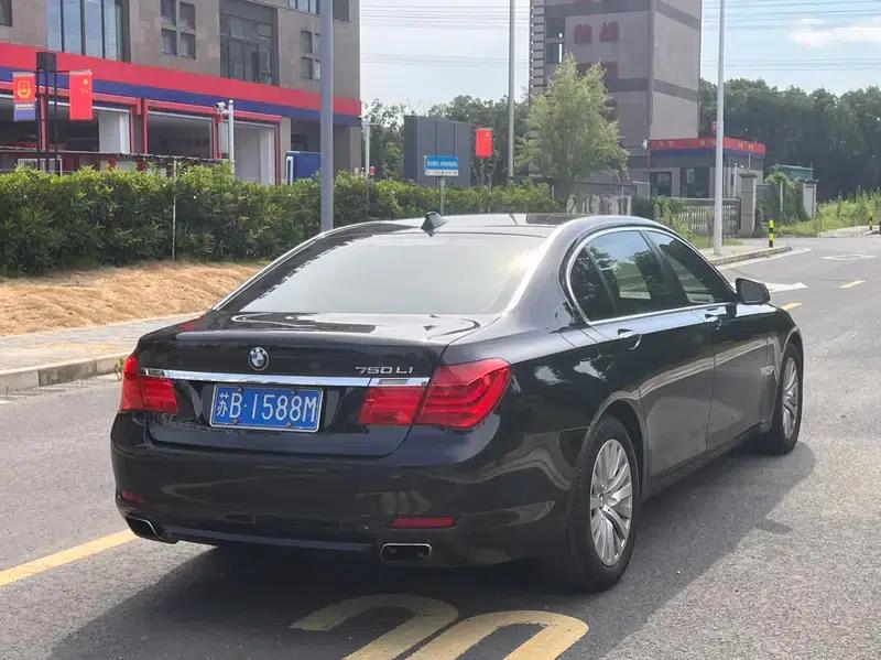 2011 BMW 7 Series 750Li xDrive — миниатюра 5