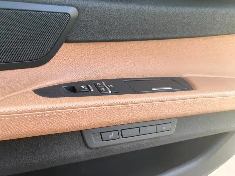 2011 BMW 7 Series 750Li xDrive — миниатюра 6