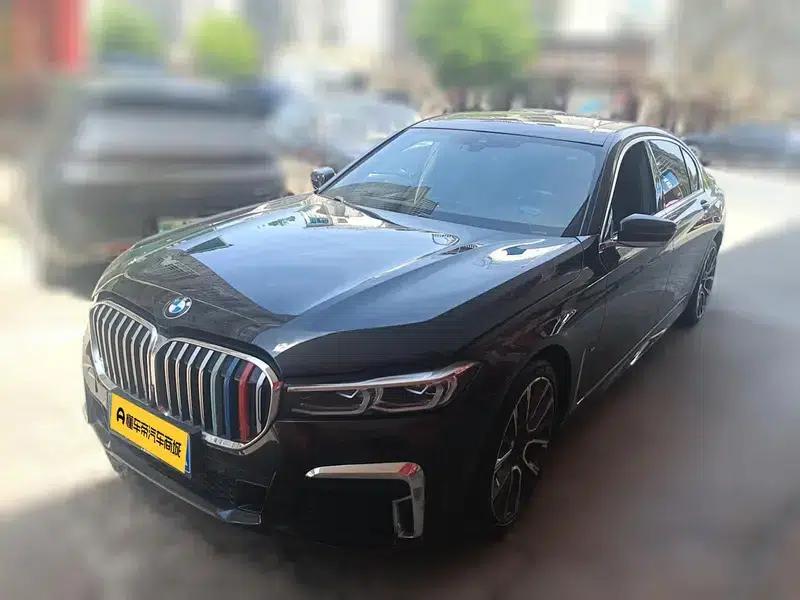 2021 BMW 7 Series 740Li Leading Edition M Sport Package — миниатюра 1