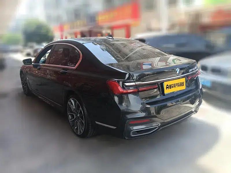 2021 BMW 7 Series 740Li Leading Edition M Sport Package — миниатюра 6