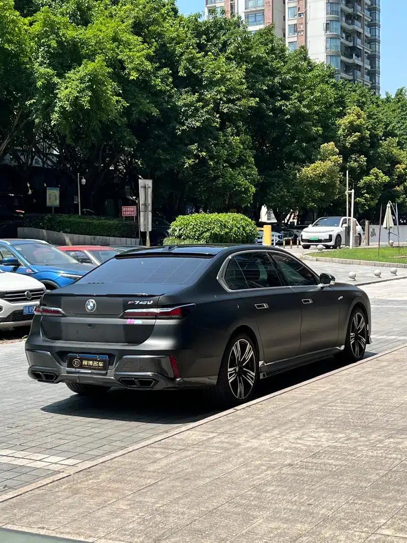2023 BMW 7 Series 740Li Luxury M Sport Package — миниатюра 5