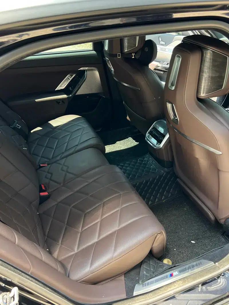 2023 BMW 7 Series 740Li Luxury M Sport Package — миниатюра 7