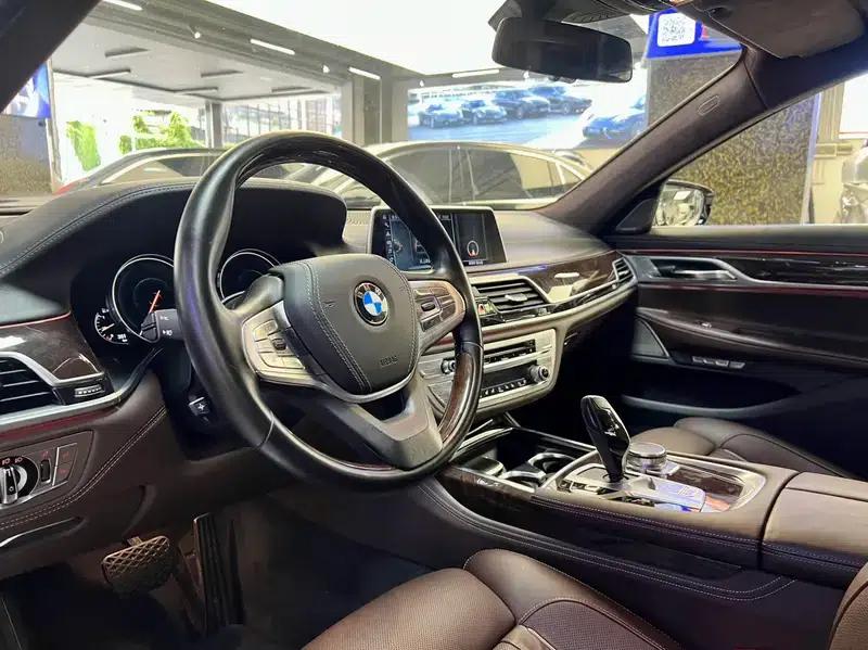 2016 BMW 7 Series 740Li Luxury — миниатюра 16