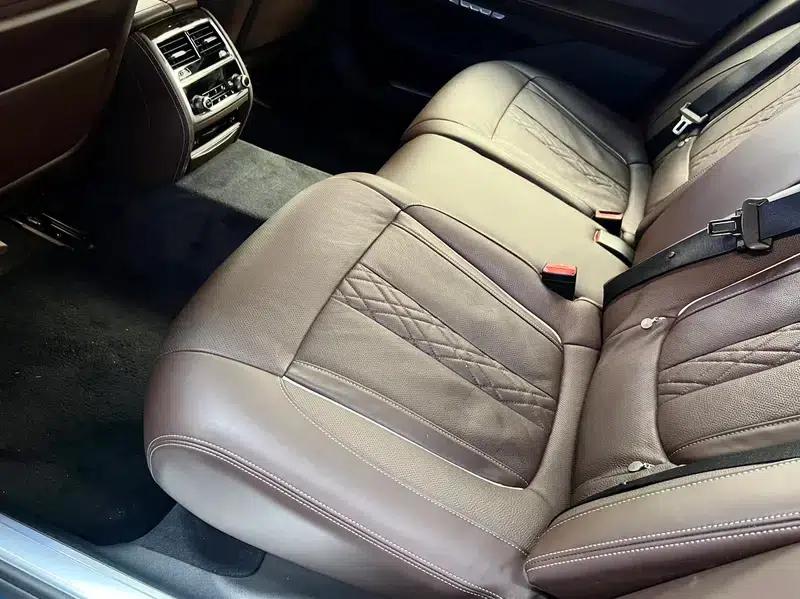2016 BMW 7 Series 740Li Luxury — миниатюра 19