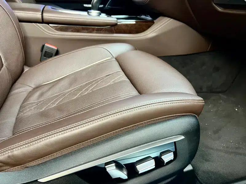 2016 BMW 7 Series 740Li Luxury — миниатюра 7