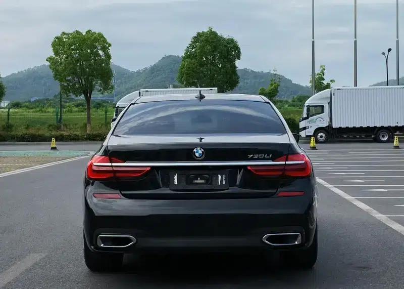 2018 BMW 7 Series 730Li Leading Edition M Sport Package — миниатюра 5
