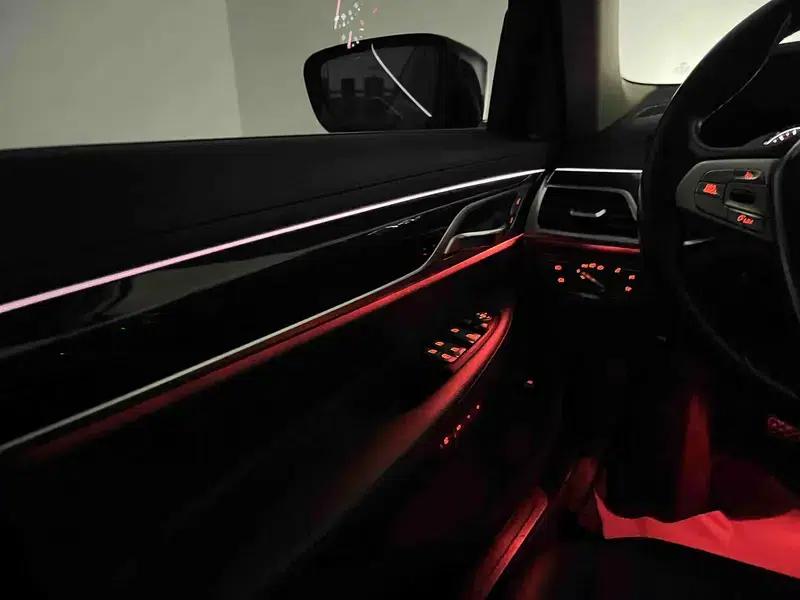 2017 BMW 7 Series 730Li Leading Edition — миниатюра 27