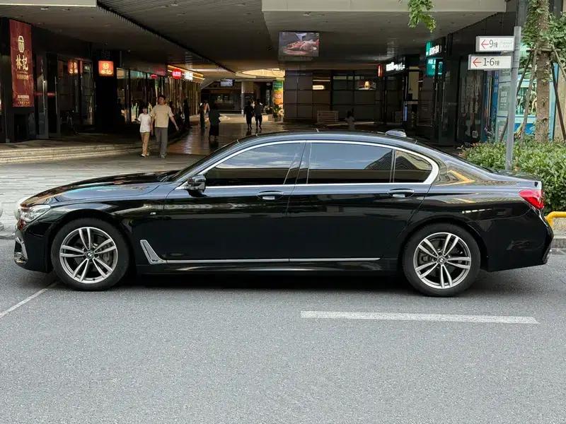 2018 BMW 7 Series 730Li Luxury M Sport Package — миниатюра 2