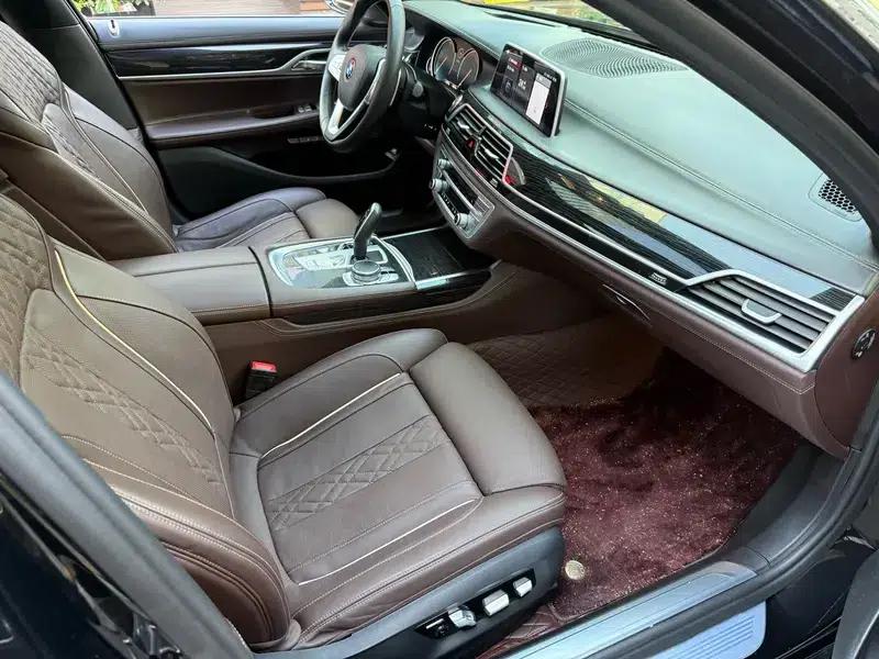 2018 BMW 7 Series 730Li Luxury M Sport Package — миниатюра 6
