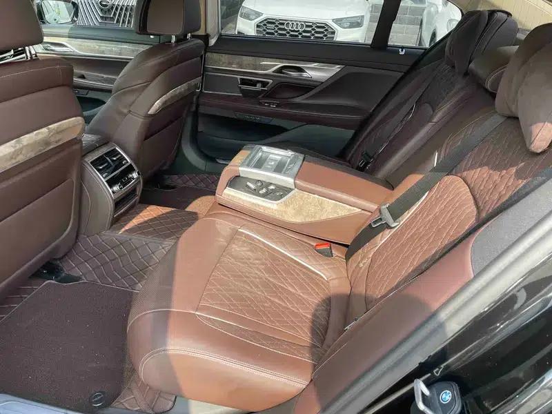 2021 BMW 7 Series 740Li Leading Luxury Package — миниатюра 10