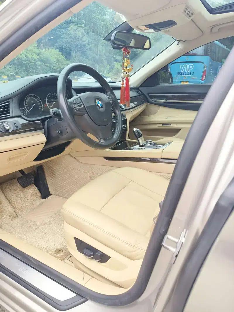 BMW 7 Series 2009 740Li Leading Edition — миниатюра 17