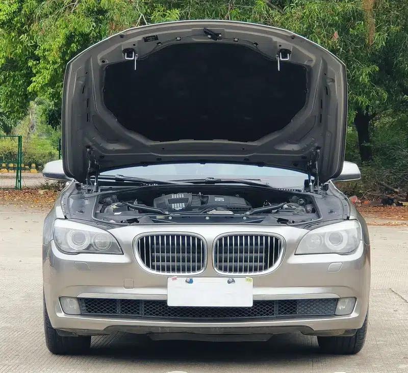 BMW 7 Series 2009 740Li Leading Edition — миниатюра 7