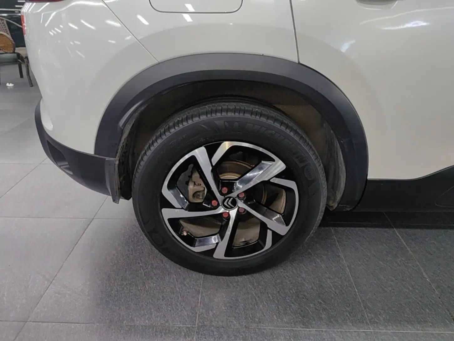 Citroen C5 AIRCROSS 2017 350THP Fashion Edition — миниатюра 11