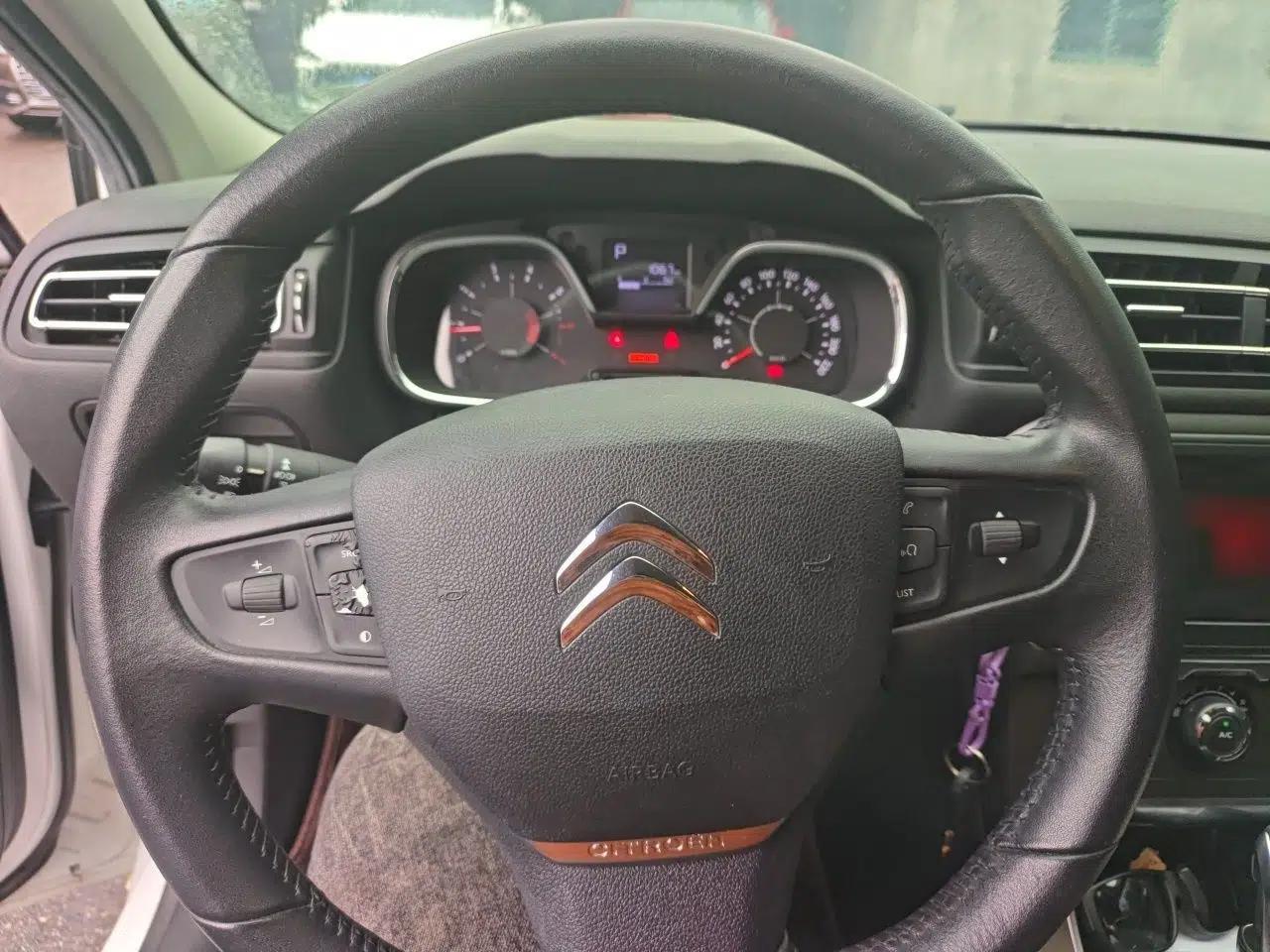 Citroen C4 Sega 2018 1.6L Automatic Luxury Model — миниатюра 10