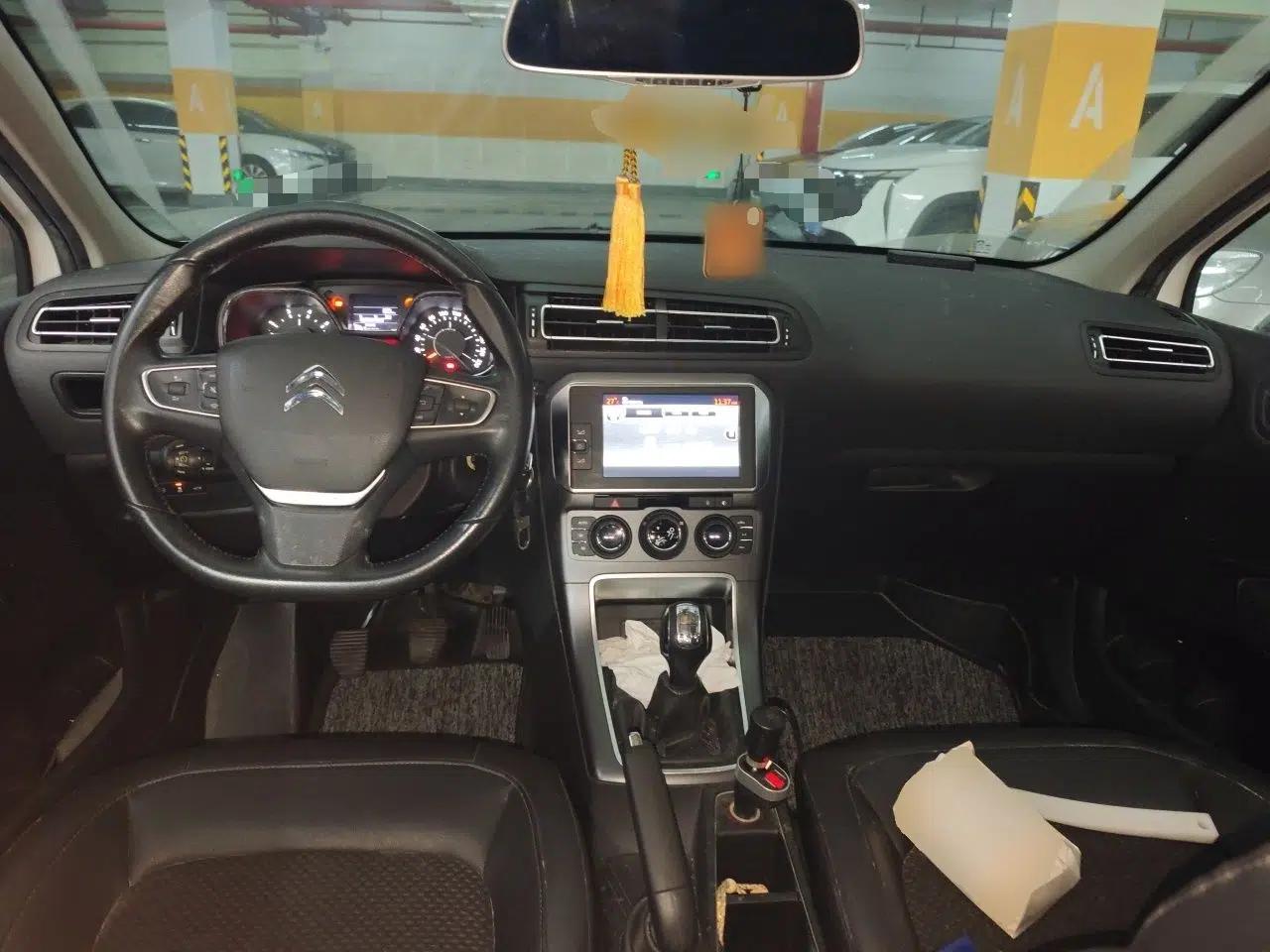 Citroen C4 Sega 2016 1.6L Manual Luxury Model — миниатюра 9