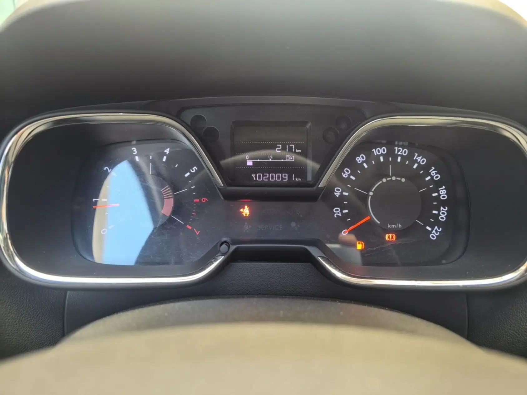 Citroen C4 Sega 2016 1.6L Manual Comfort Model — миниатюра 14