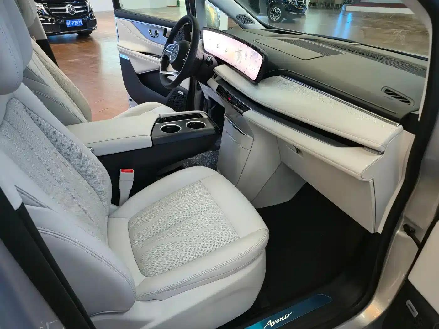 Buick GL8 PHEV 2024 Luxury Edition 7-seater — миниатюра 13