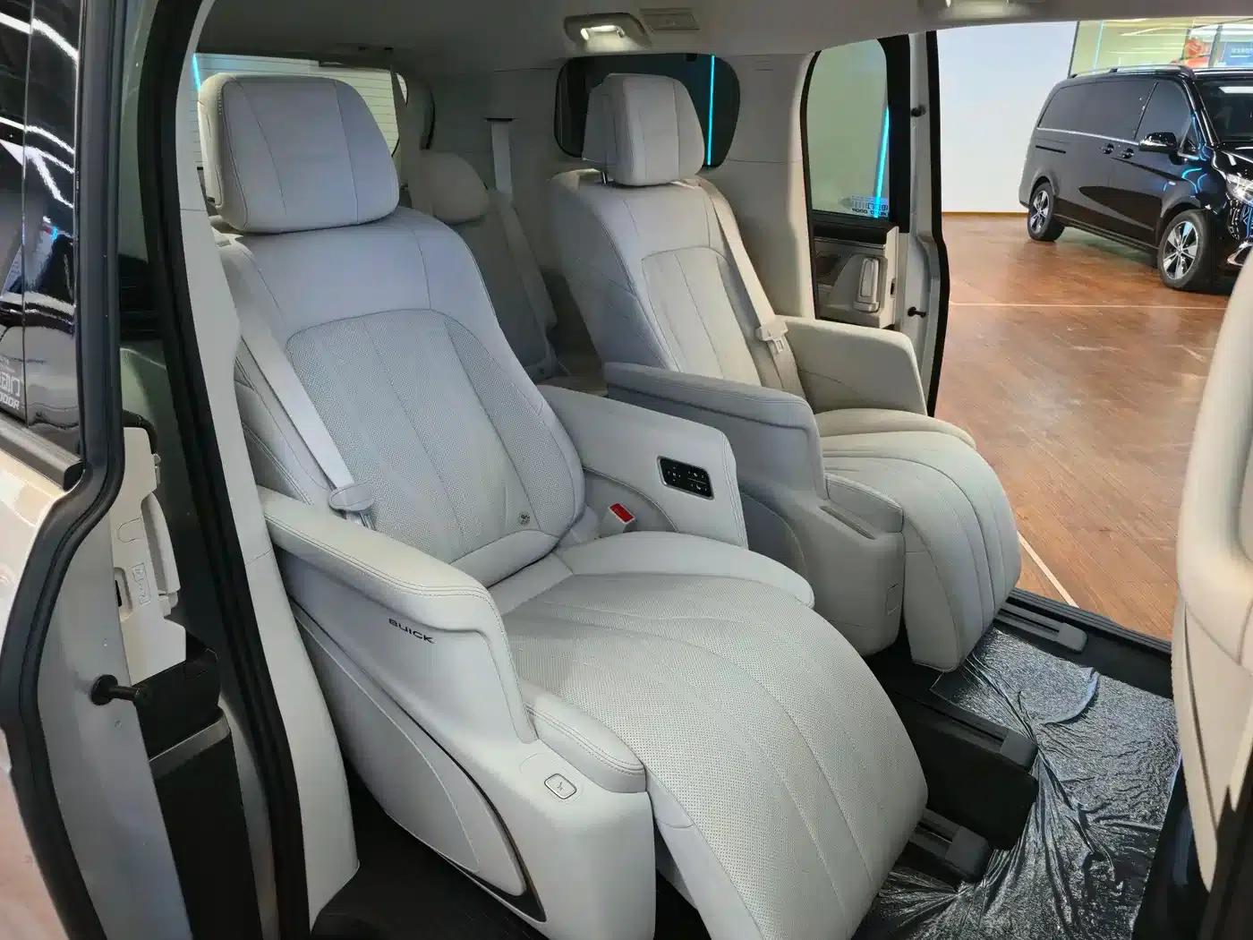 Buick GL8 PHEV 2024 Luxury Edition 7-seater — миниатюра 14
