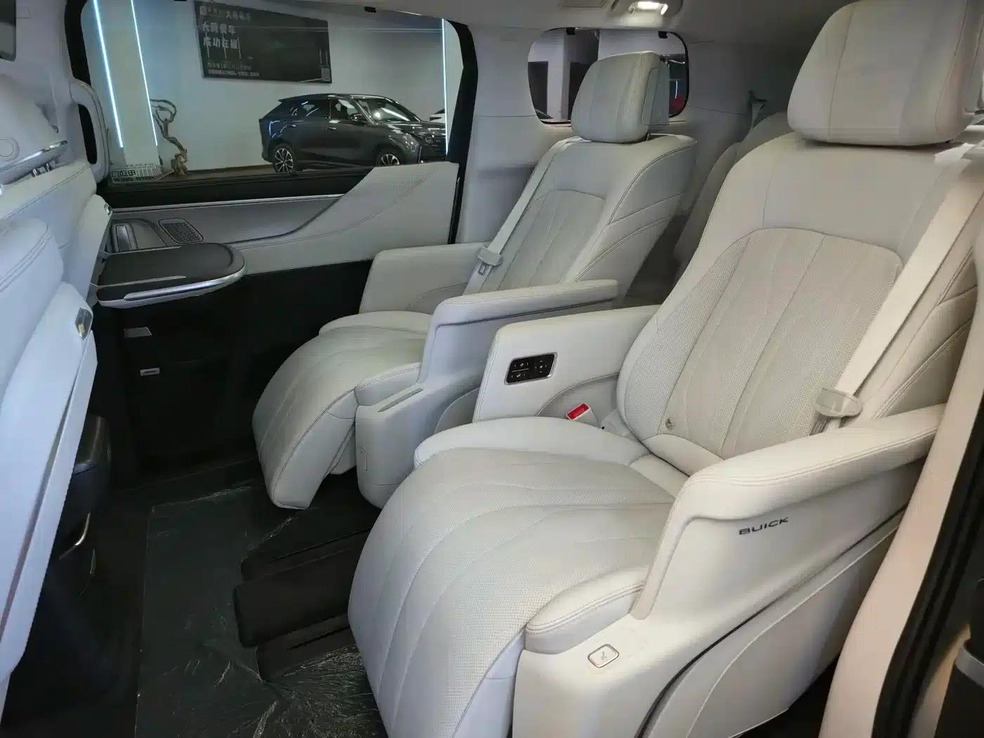 Buick GL8 PHEV 2024 Luxury Edition 7-seater — миниатюра 16
