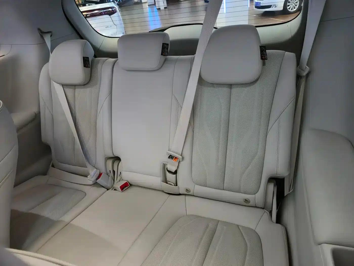 Buick GL8 PHEV 2024 Luxury Edition 7-seater — миниатюра 17