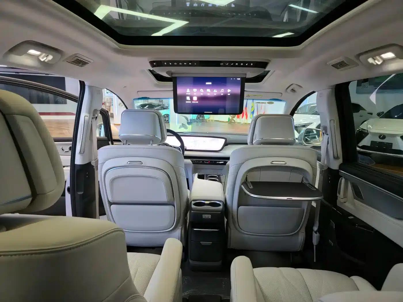 Buick GL8 PHEV 2024 Luxury Edition 7-seater — миниатюра 27