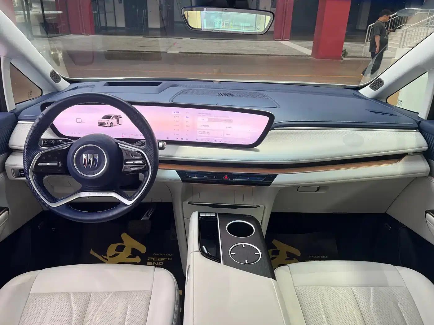 Buick GL8 PHEV 2024 Luxury Edition 6-seater — миниатюра 10