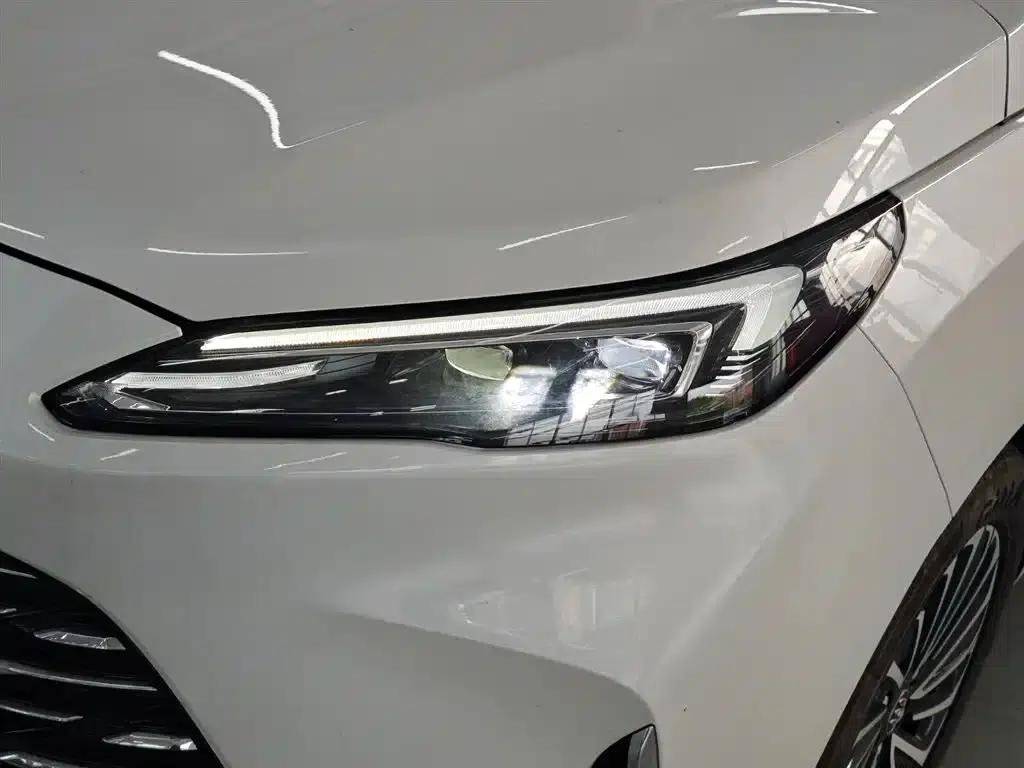 Buick GL8 PHEV 2025 Land Cruiser Premium Edition — миниатюра 13