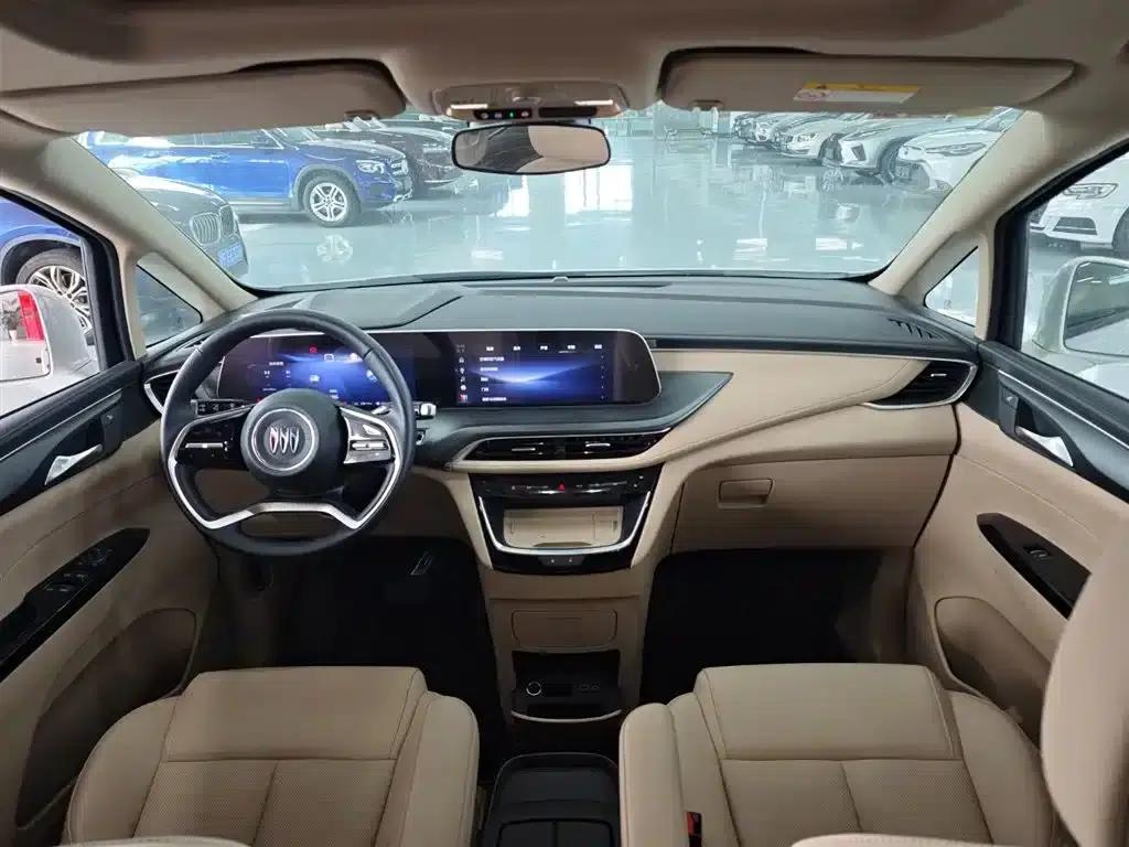 Buick GL8 PHEV 2025 Land Cruiser Premium Edition — миниатюра 20