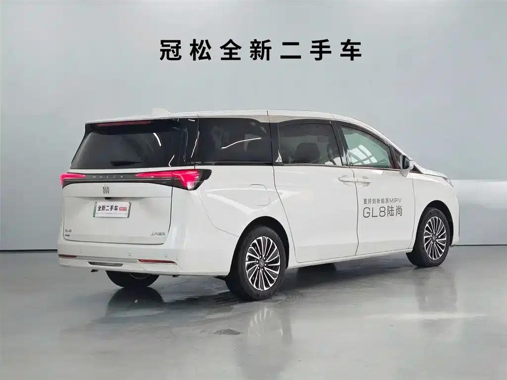 Buick GL8 PHEV 2025 Land Cruiser Premium Edition — миниатюра 4