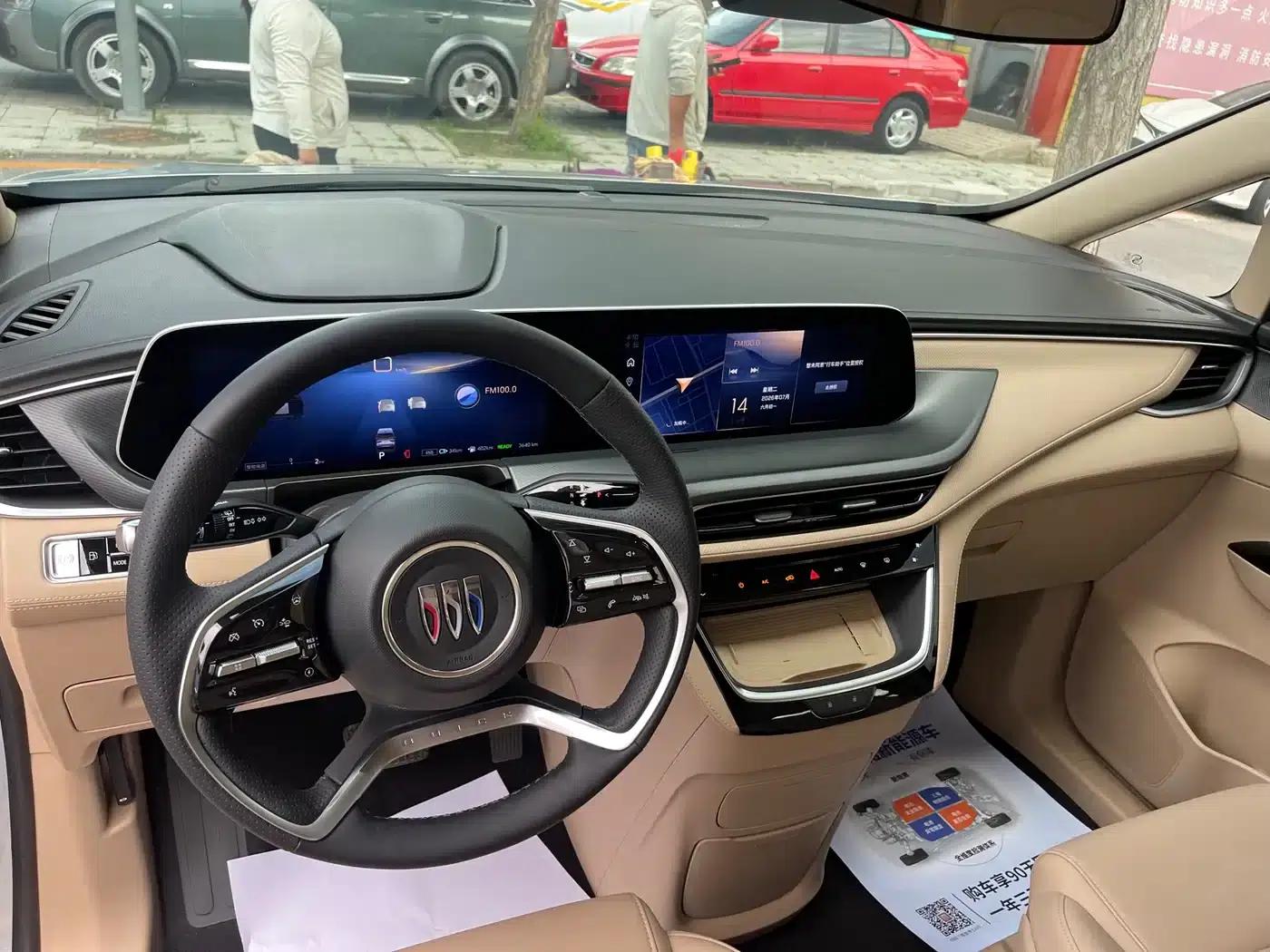 Buick GL8 PHEV 2025 Land Cruiser Premium Edition — миниатюра 13