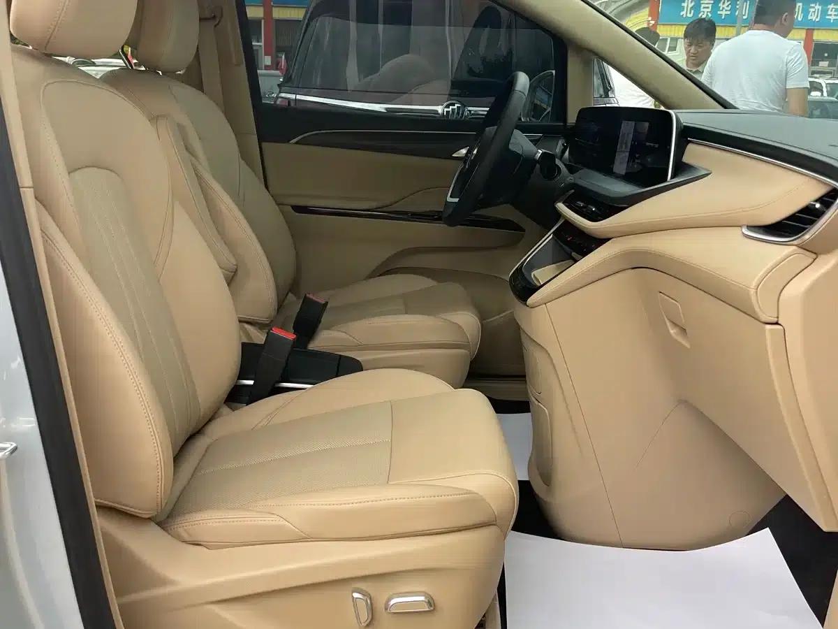 Buick GL8 PHEV 2025 Land Cruiser Premium Edition — миниатюра 15