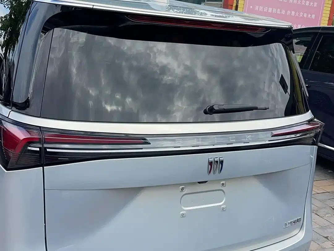 Buick GL8 PHEV 2025 Land Cruiser Premium Edition — миниатюра 5
