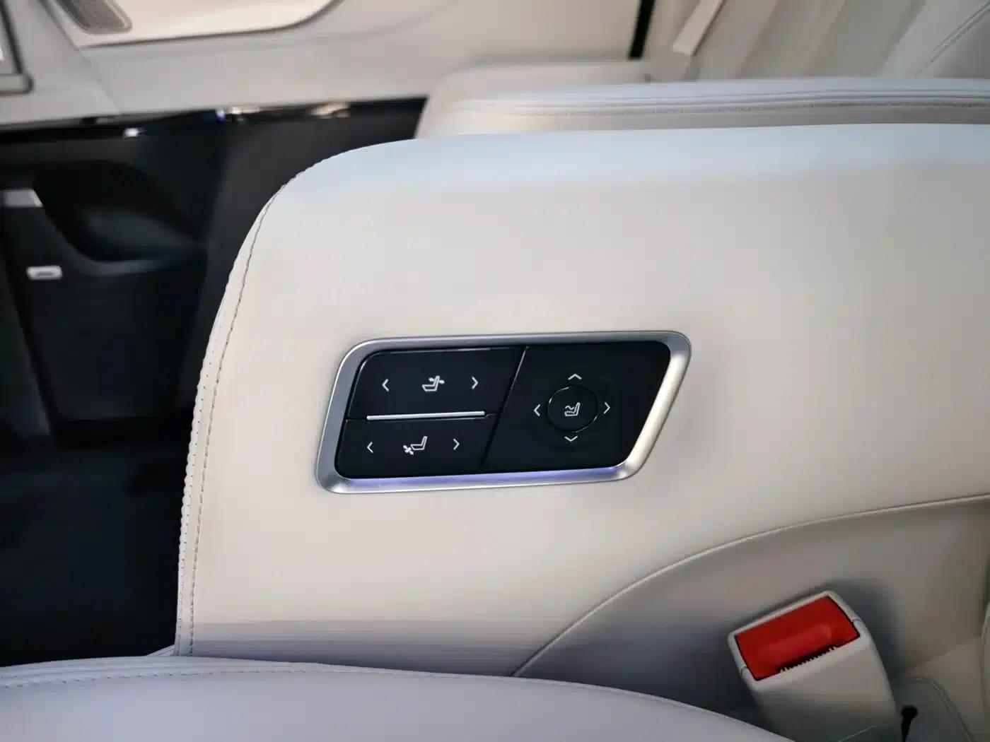 Buick GL8 PHEV 2024 Luxury Edition 7-seater — миниатюра 16