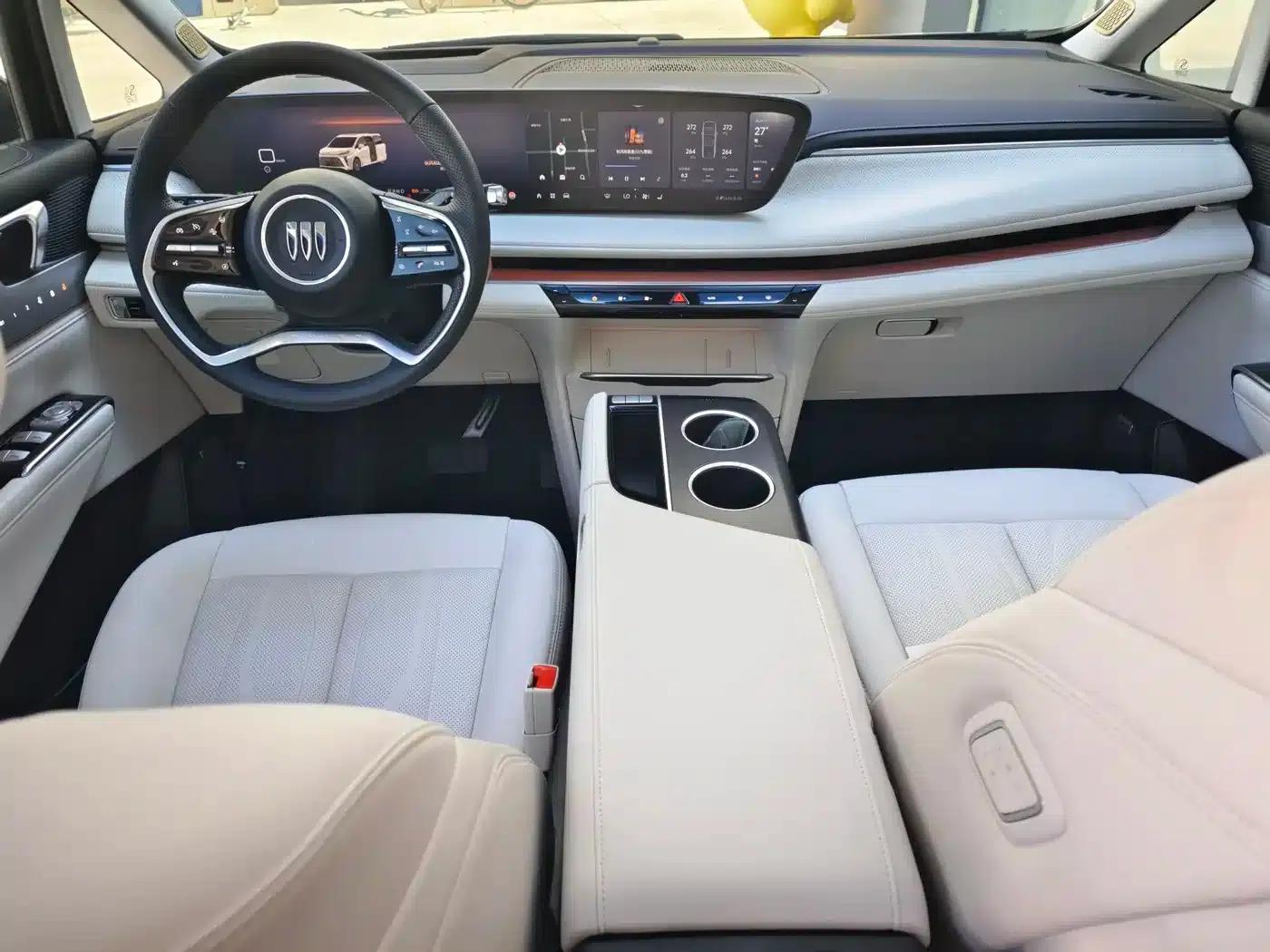 Buick GL8 PHEV 2024 Luxury Edition 7-seater — миниатюра 17