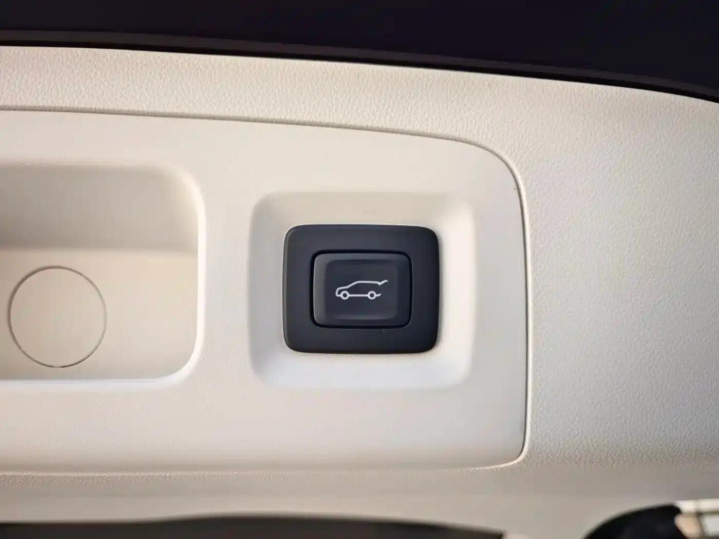 Buick GL8 PHEV 2024 Luxury Edition 7-seater — миниатюра 23
