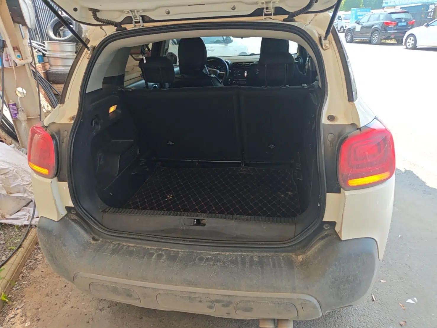 Citroen C4 AIRCROSS Yunyi 2018 230THP Automatic Elysee Edition — миниатюра 22