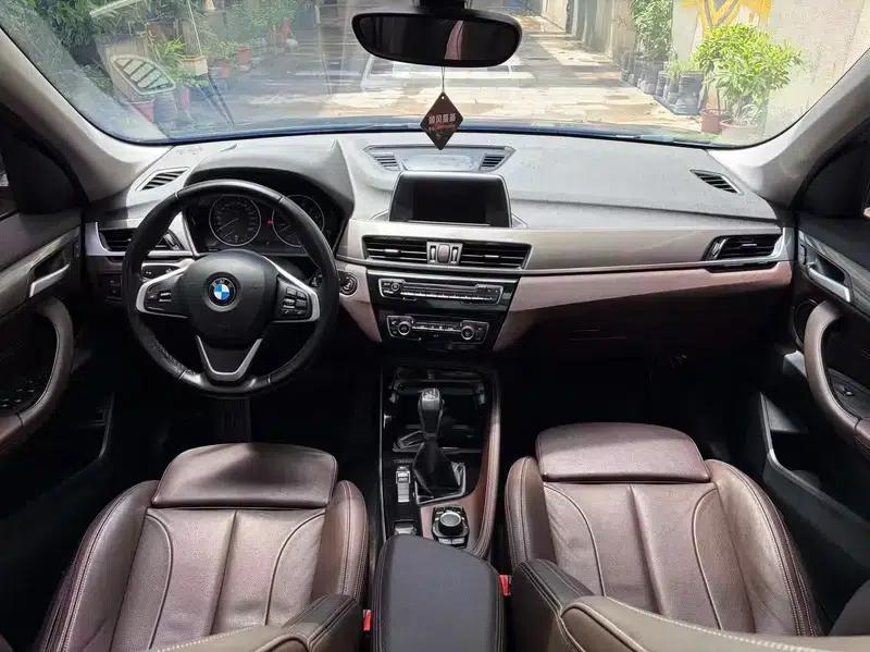 BMW X1 2018 sDrive18Li Premium — миниатюра 6