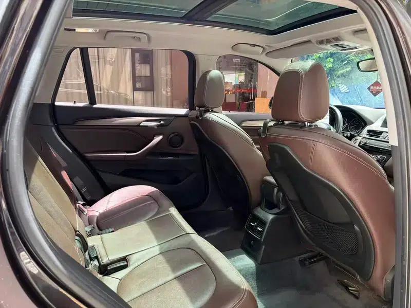 BMW X1 2018 sDrive18Li Premium — миниатюра 8