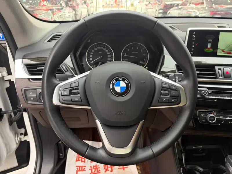 BMW X1 2018 xDrive20Li Luxury — миниатюра 15