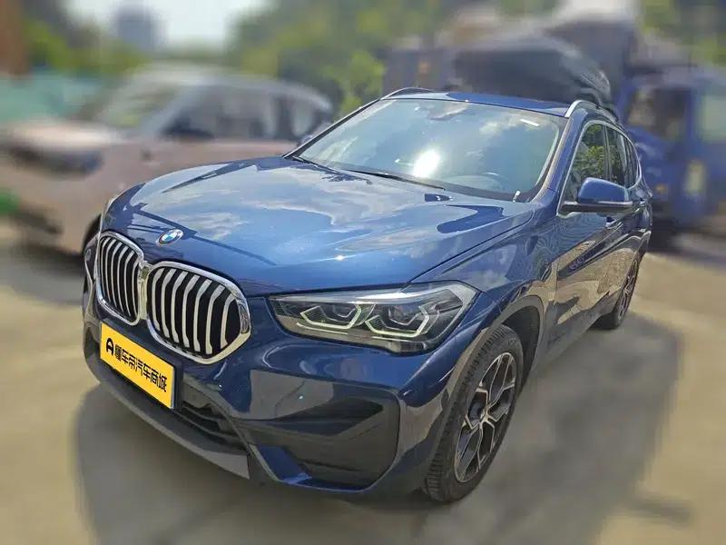 BMW X1 2022 sDrive25Li Leading Edition — миниатюра 1