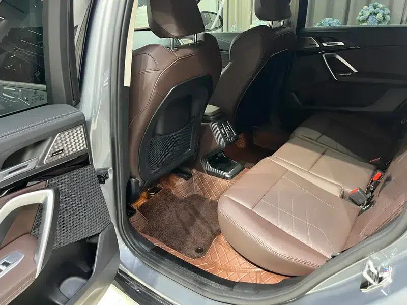 BMW X1 2023 sDrive25Li M Sport Package — миниатюра 9