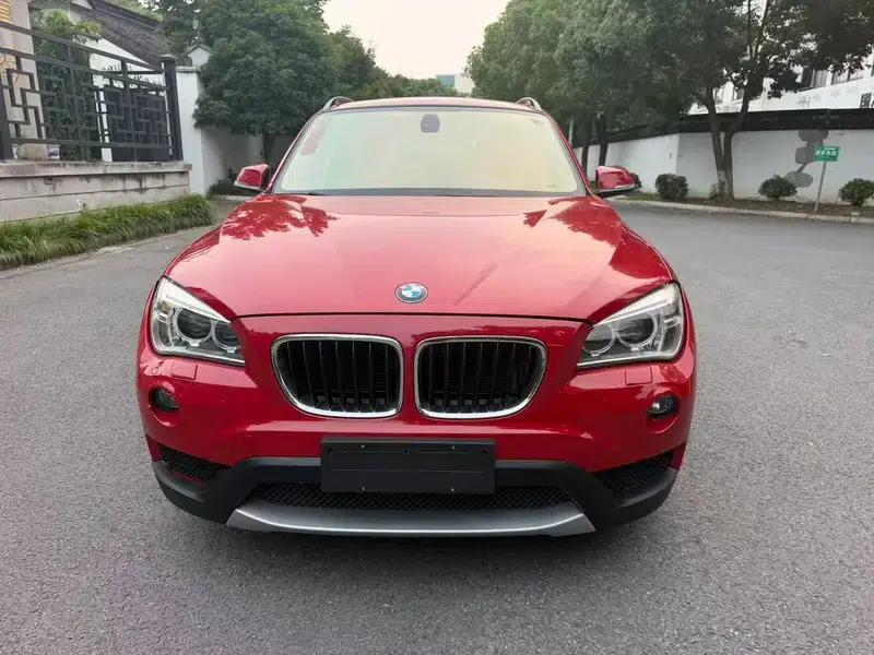 BMW X1 2013 sDrive18i Leading Edition — миниатюра 2