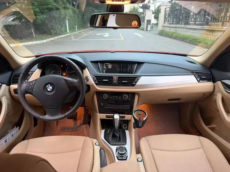 BMW X1 2013 sDrive18i Leading Edition — миниатюра 7