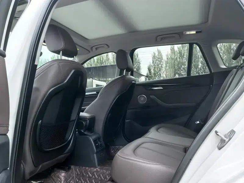 BMW X1 2022 sDrive20Li Premium — миниатюра 18