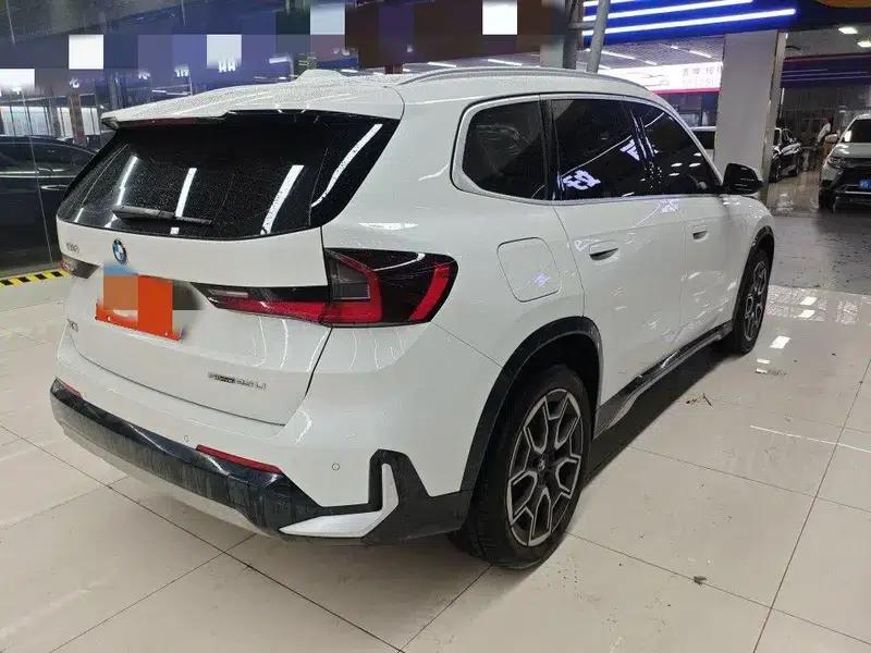 2023 BMW X1 sDrive25Li X Design Package — миниатюра 4