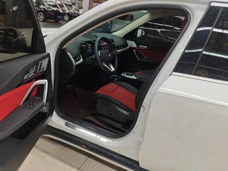 2023 BMW X1 sDrive25Li X Design Package — миниатюра 7