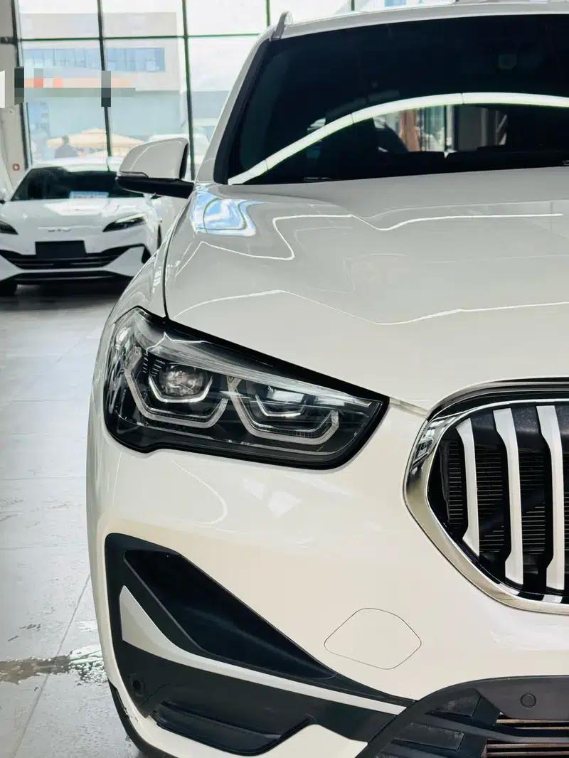 BMW X1 2020 xDrive25Li Premium — миниатюра 8