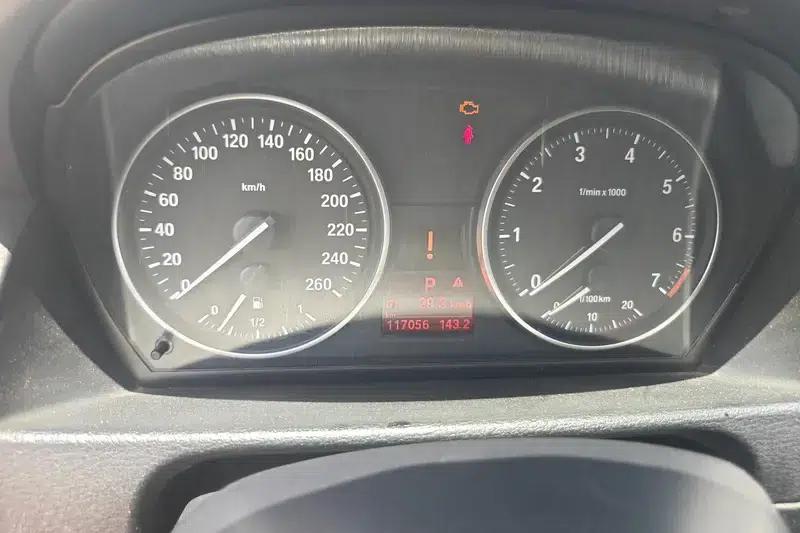 BMW X1 2013 xDrive20i X Design Package — миниатюра 14