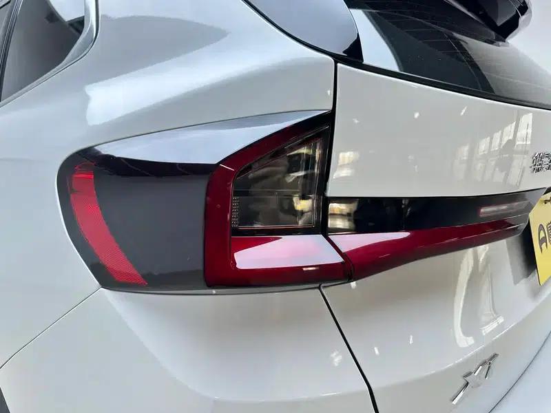 2023 BMW X1 sDrive25Li X Design Package — миниатюра 13