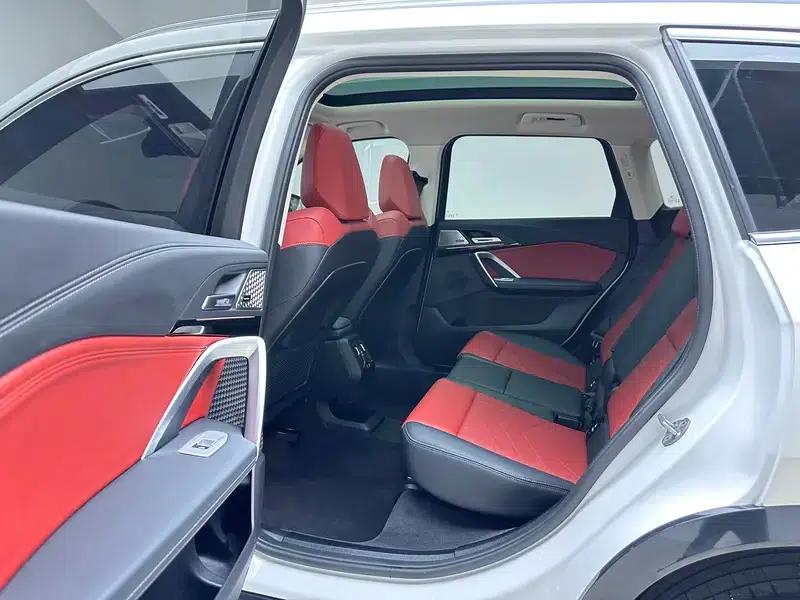 2023 BMW X1 sDrive25Li X Design Package — миниатюра 18
